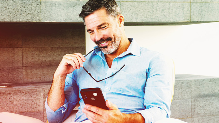 Man browsing Seeking