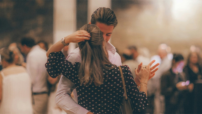 Seeking couple on dance floor