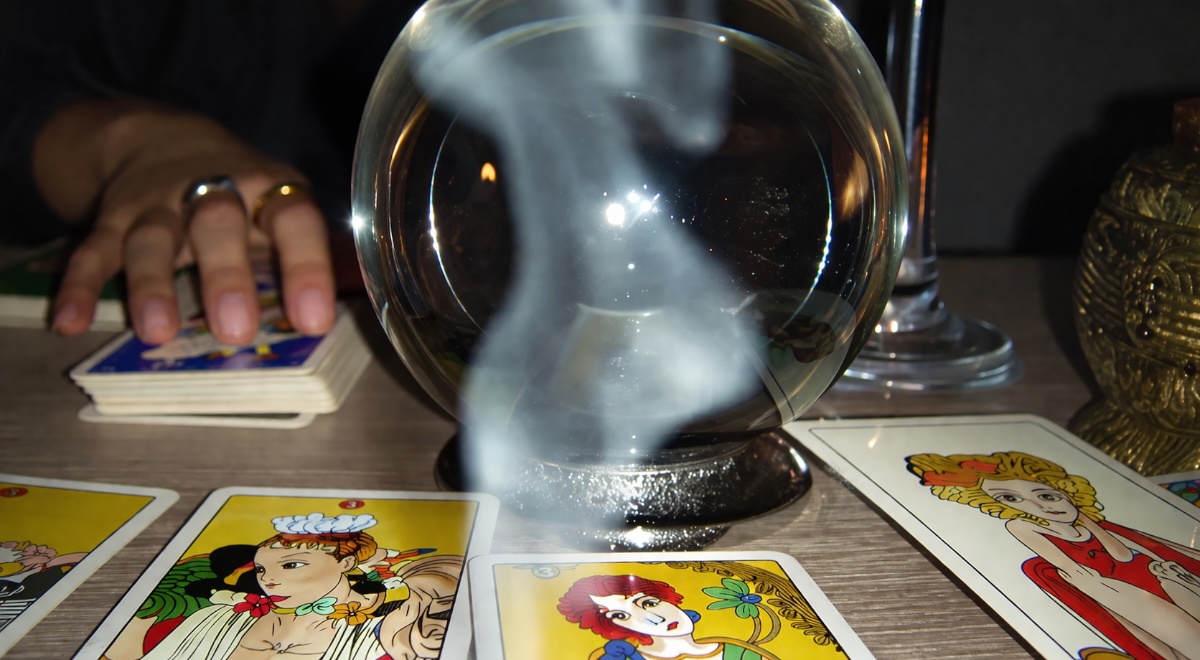 AI-generated image of a psychic reading using Tarot cards